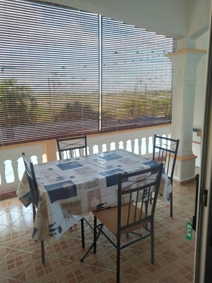 Chez Bablou Apartamento Grand Baie Exterior foto